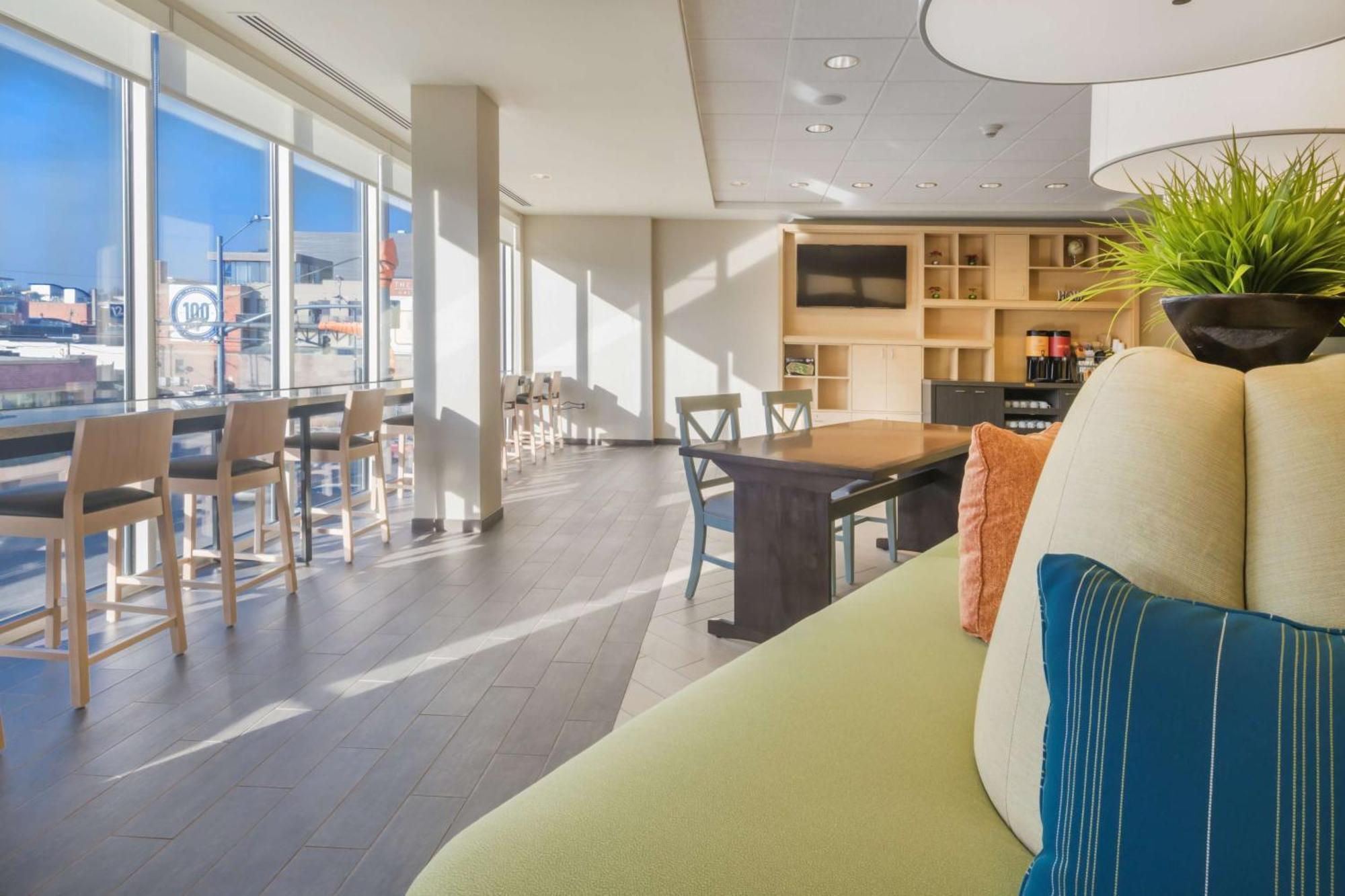 Home2 Suites Kansas City Downtown Extérieur photo